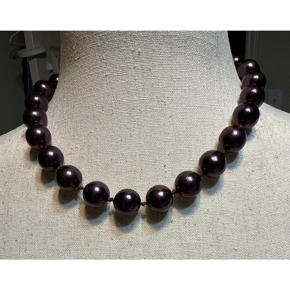 Vintage Carolee Burgundy Knotted Simulated Pearl Choker - Picture 4 of 7